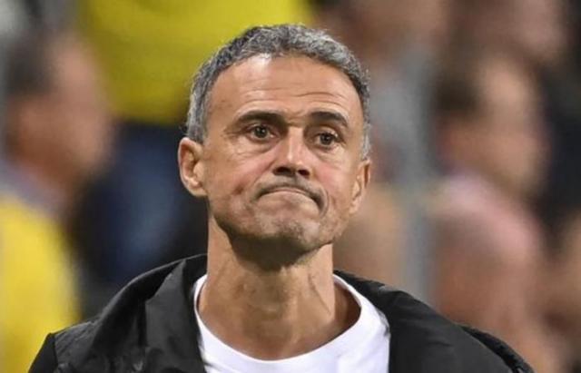 28圈网页版-西班牙没有C罗！防快反毫无对策，恩里克再撞南墙