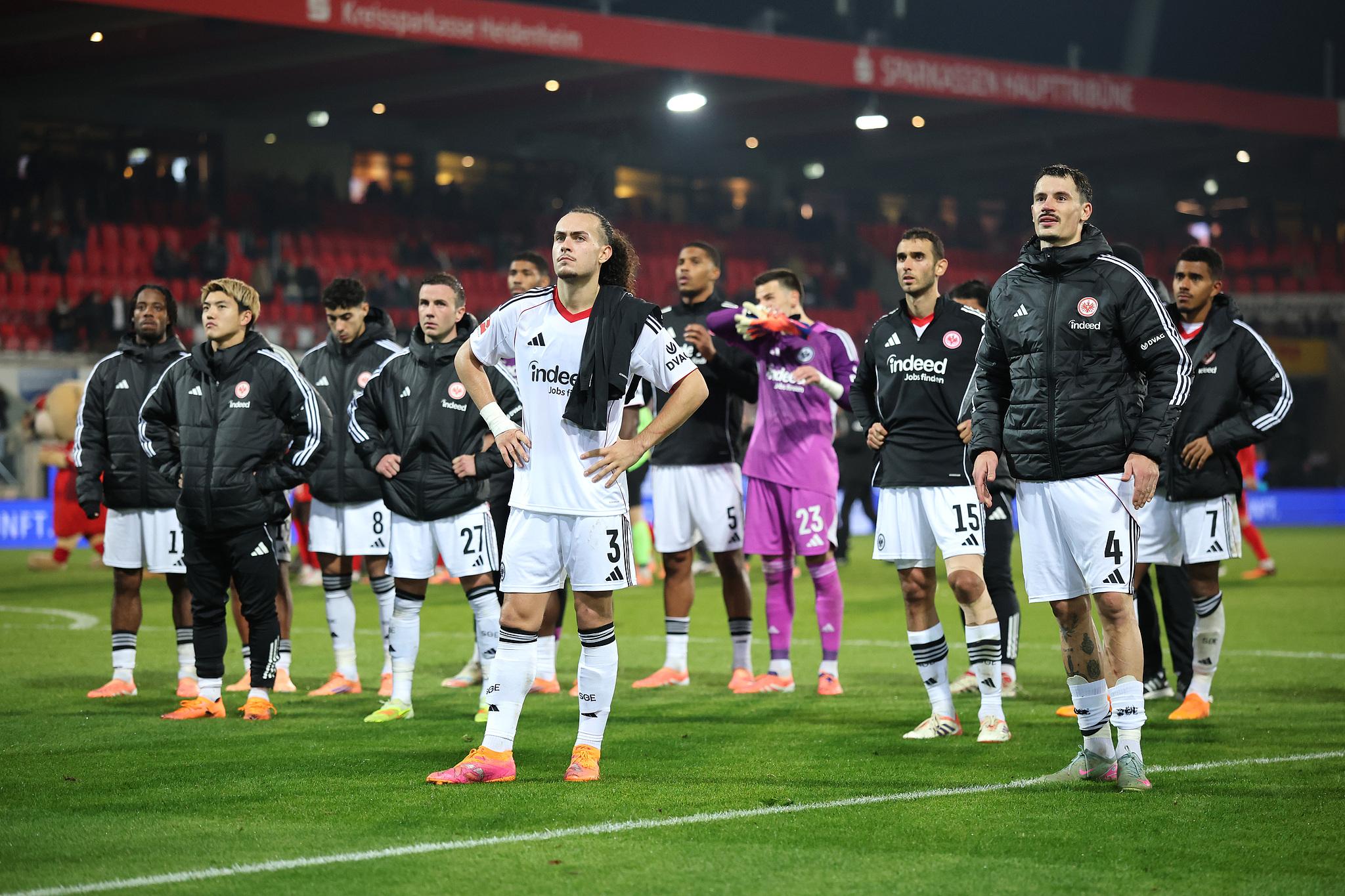 28圈app下载-马里奥·格策必须填补法兰克福的乌尊空缺